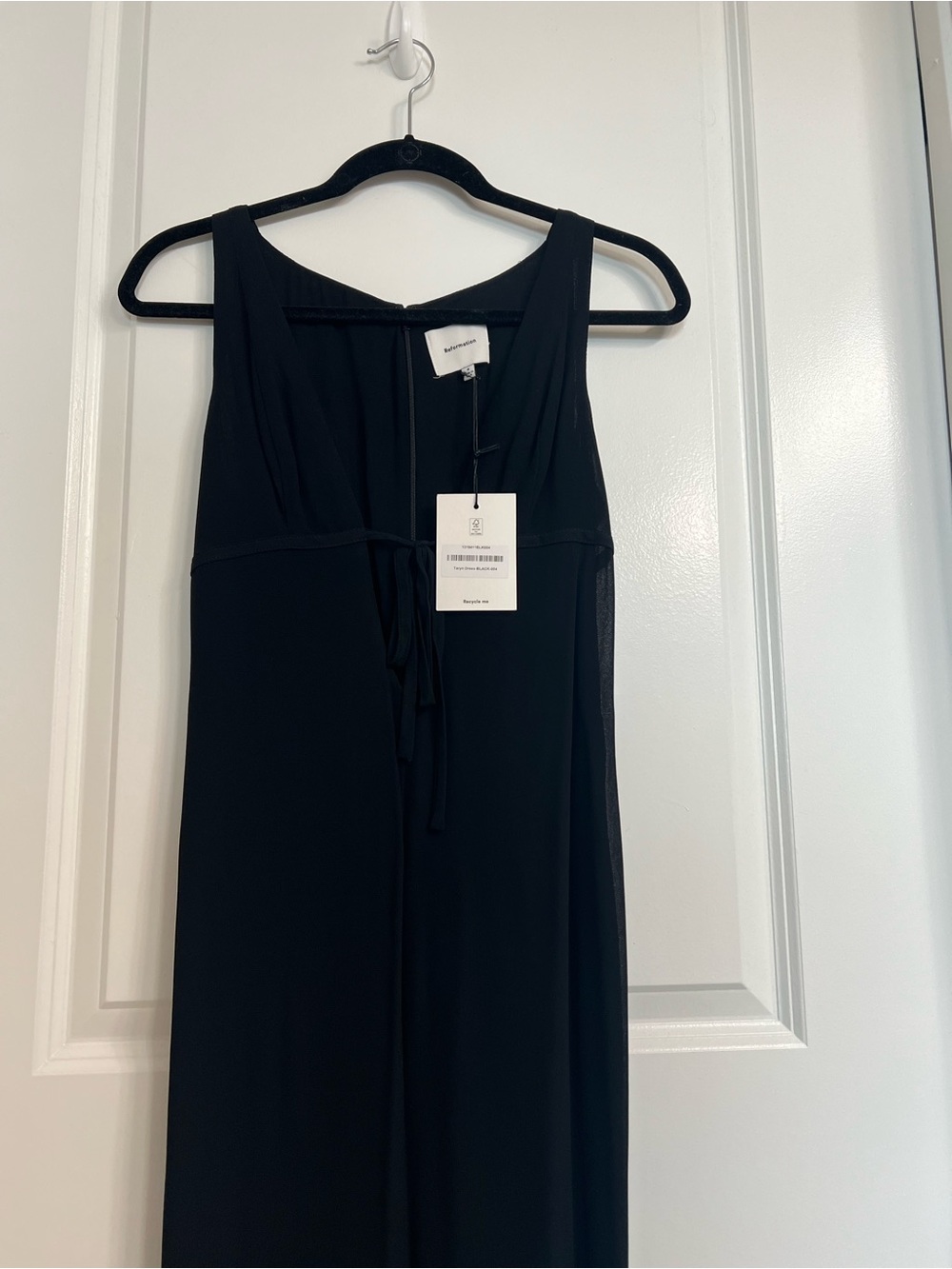 NWT Reformation Taryn Black Deep V Tie Front Maxi Dress Size 4 - Picture 6 of 8